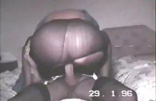 XXX Sừng czech brunette thích cưỡi vòi xxx cho choi nguoi nước mới!