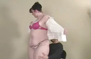 XXX Ít video sex gai thu dam miệng annie hút dương vật
