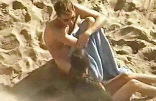 XXX Con đĩ nhận xxx với chó được đập kiểu doggy